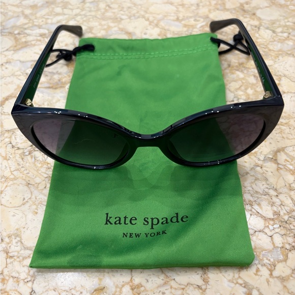 NEW KATE SPADE SAMANTHA POLISHED BLACK SUNGLASSES 80790 54-20 - Picture 1 of 14